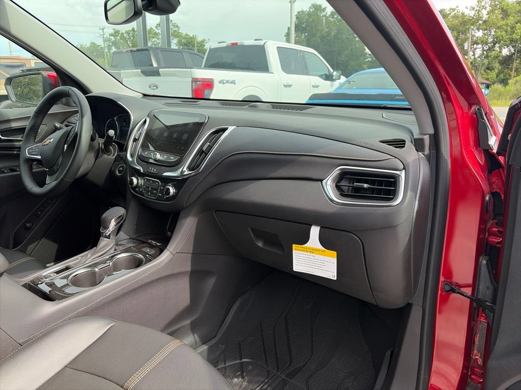 Used 2024 Chevrolet Equinox Premier w/ LPO, Floor Liner Package FWD image 11