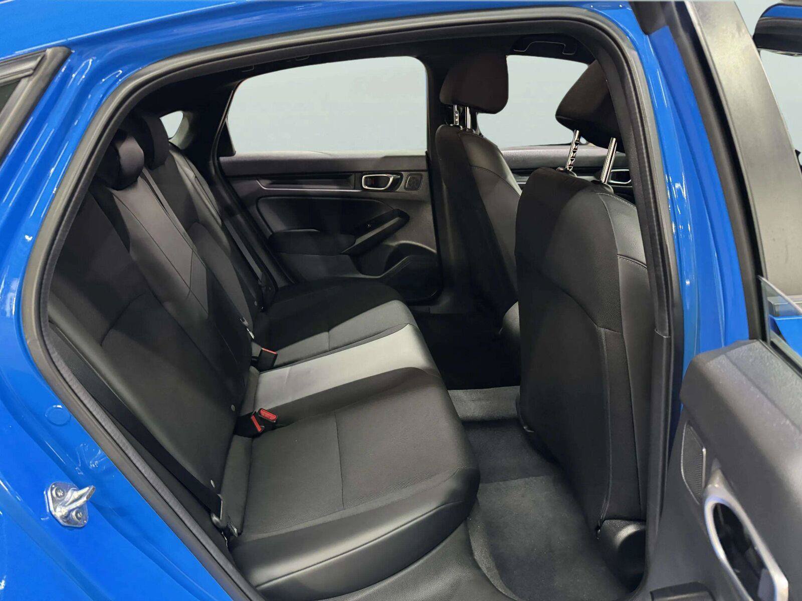 Used 2023 Honda Civic Sport image 35