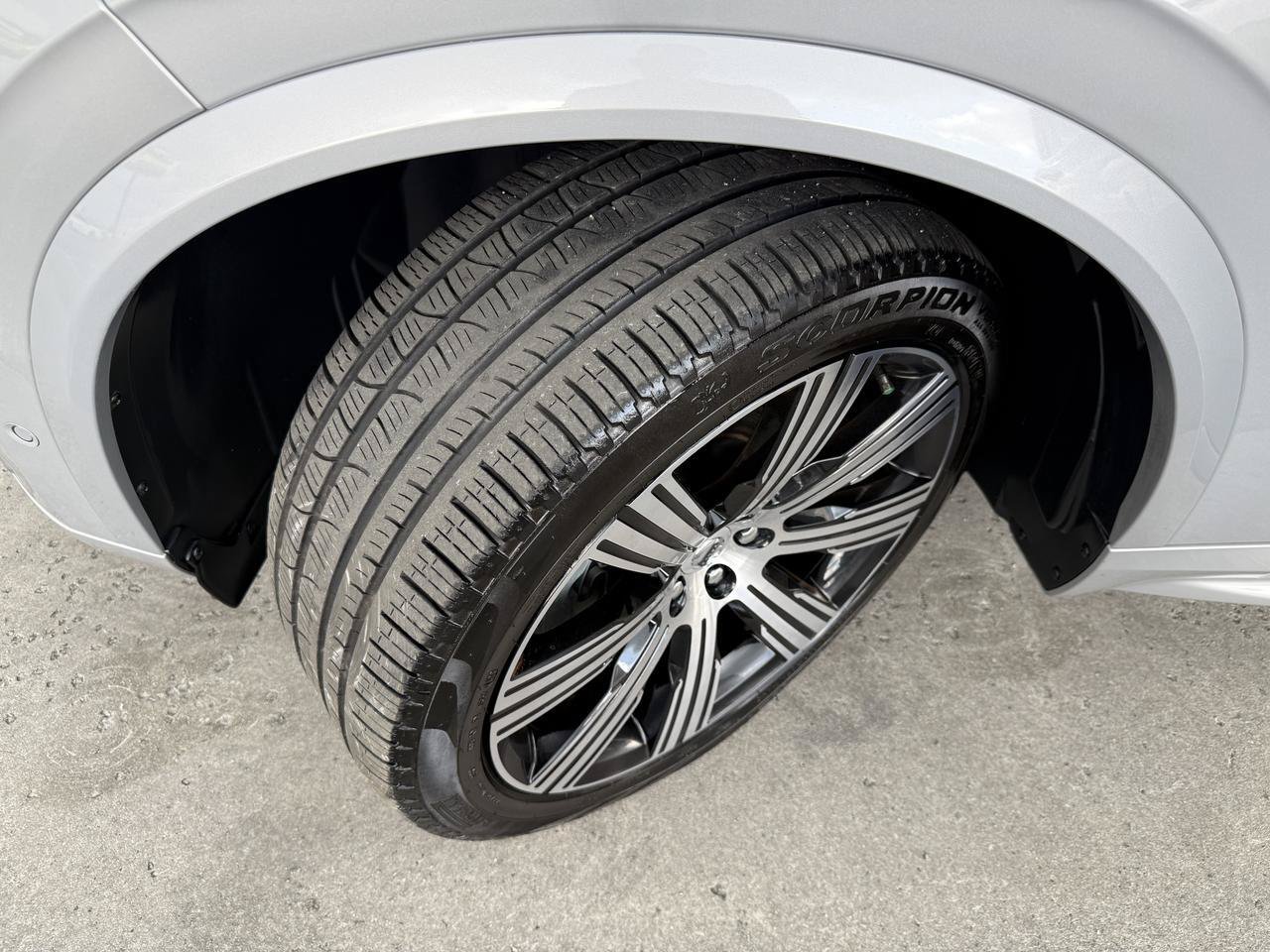 Used 2024 Volvo XC90 T8 Ultimate w/ Protection Package Premier AWD/4WD image 67