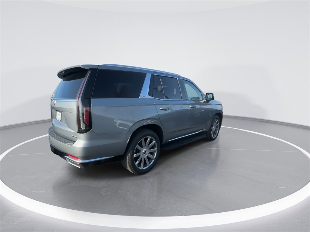 Used 2024 Cadillac Escalade Premium Luxury Platinum w/ Heavy-Duty Trailer Package image 8