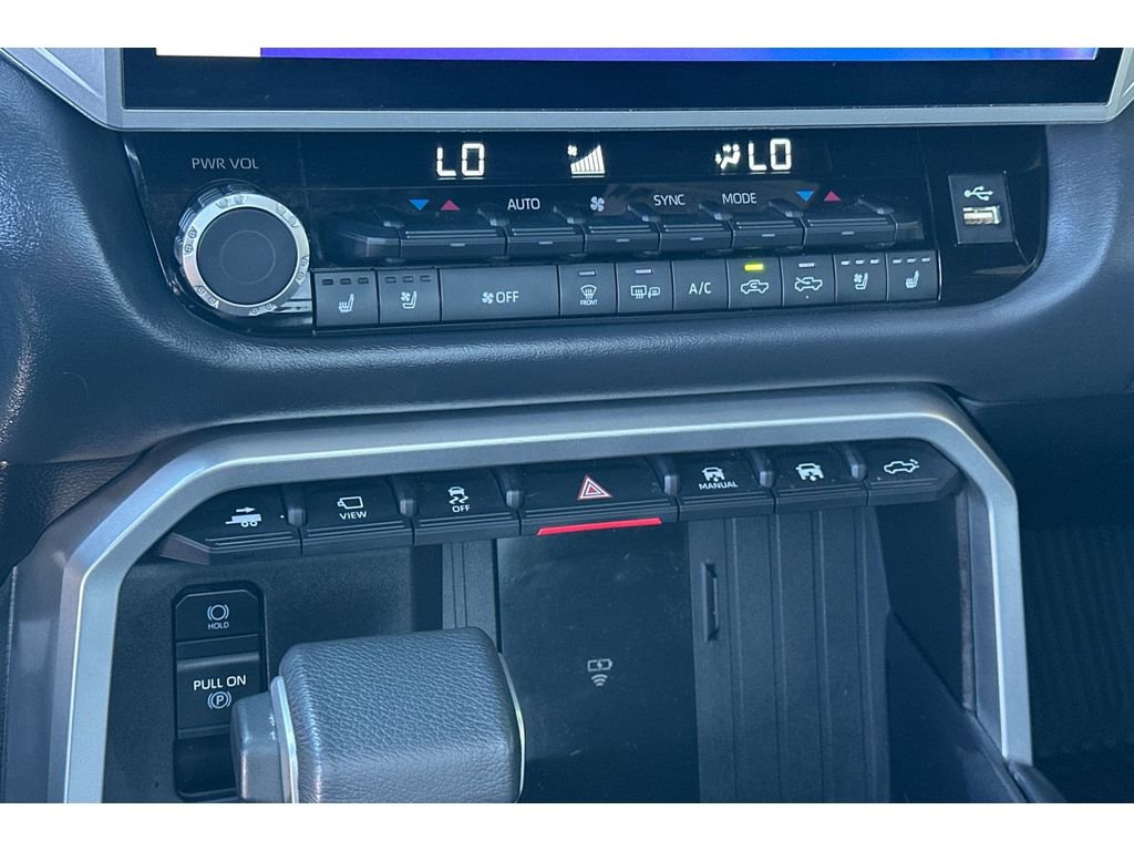 Used 2025 Toyota Tundra Platinum AWD/4WD image 23