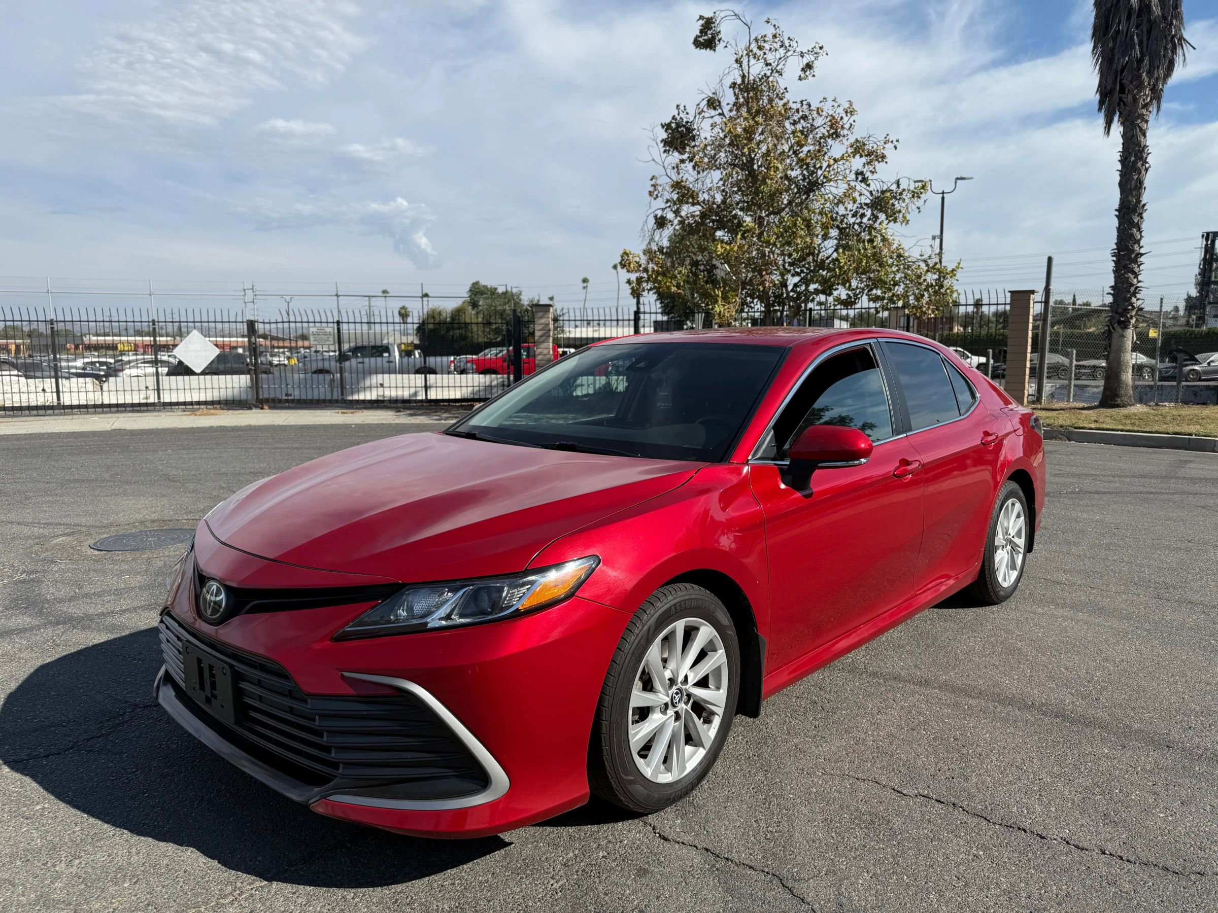Used 2023 Toyota Camry LE image 1