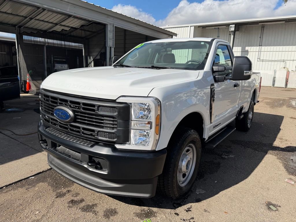 Used 2025 Ford F350 XL w/ XL Driver Assist Package image 2