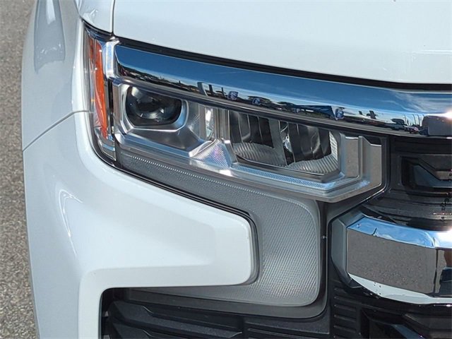 Used 2025 Chevrolet Silverado 1500 LT image 10