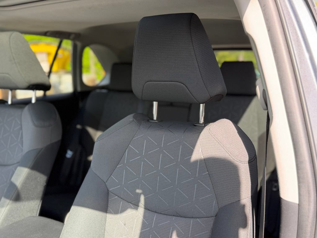 Used 2025 Toyota RAV4 XLE w/ Convenience Package AWD/4WD image 6