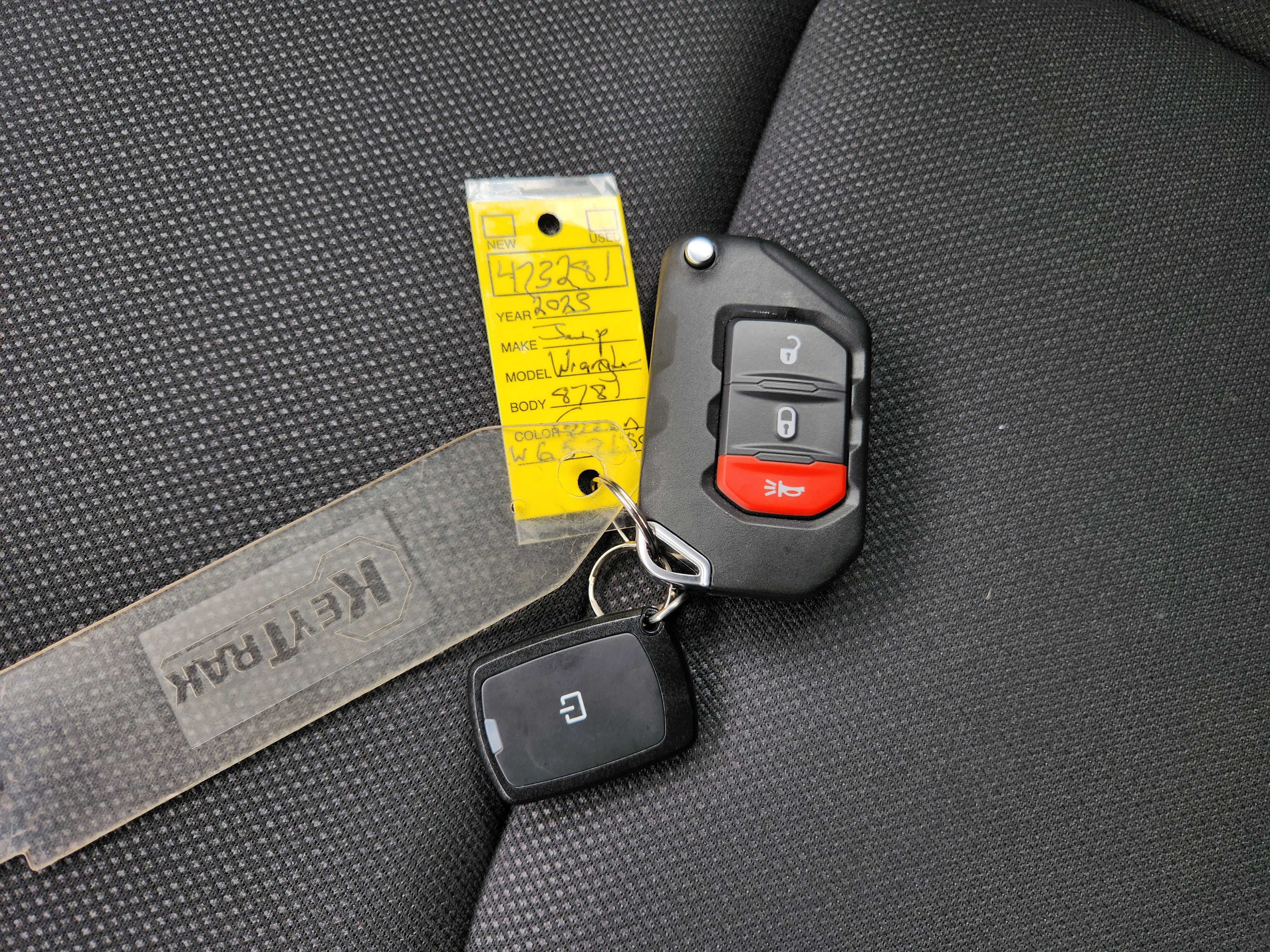 Used 2023 Jeep Wrangler Sport S image 26