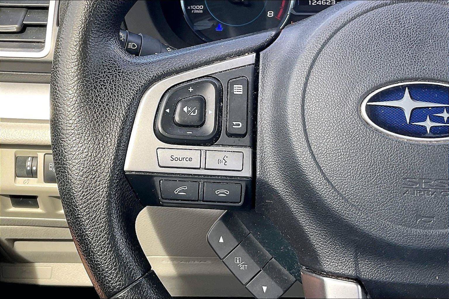 Used 2018 Subaru Forester 2.5i Premium AWD/4WD image 18