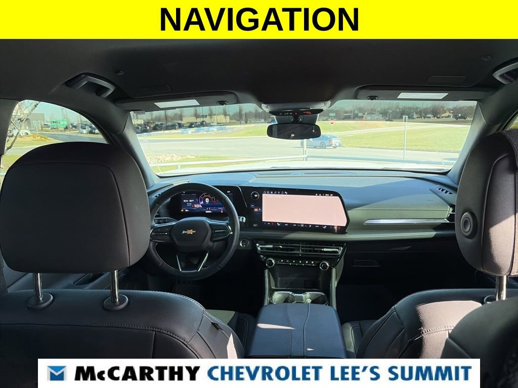 Used 2024 Chevrolet Traverse LT image 40