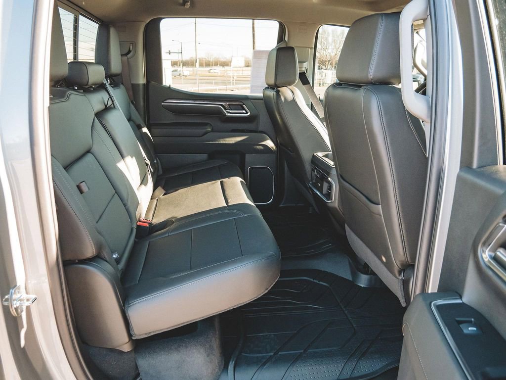 Used 2024 Chevrolet Silverado 1500 LTZ w/ LTZ Convenience Package II image 18