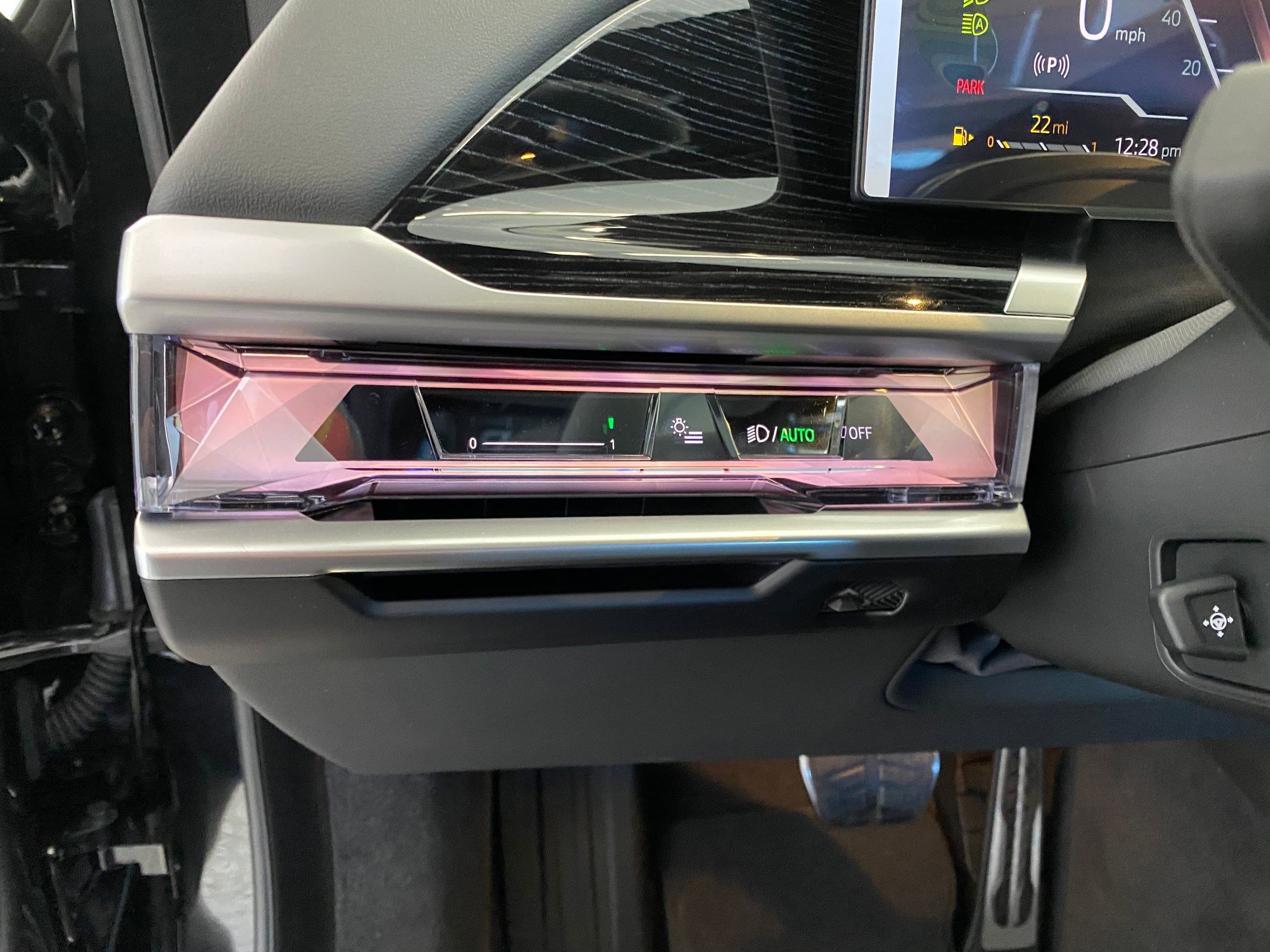 New 2026 BMW 740i xDrive image 19