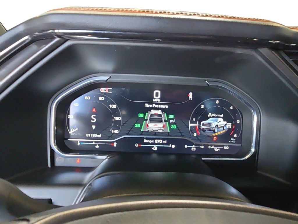 Used 2025 GMC Sierra 1500 AT4 w/ Technology Package AWD/4WD image 14