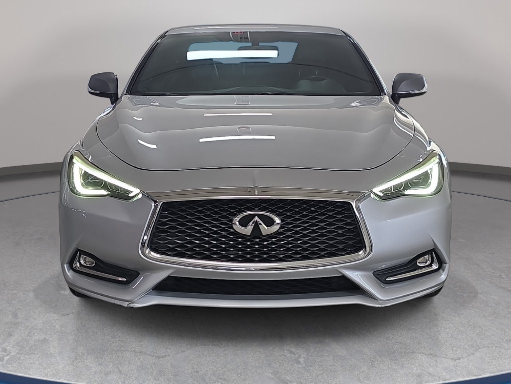 Used 2017 INFINITI Q60 3.0t w/ Premium Plus Package 3.0T RWD image 3