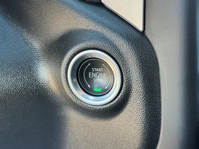 Used 2022 GMC Sierra 3500 SLE w/ SLE Convenience Package image 23