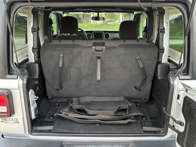 Used 2023 Jeep Wrangler Sport AWD/4WD image 7