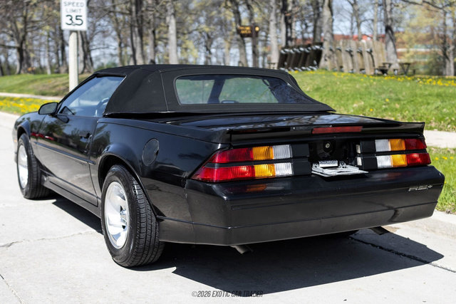 Used 1989 Chevrolet Camaro LT RWD image 20