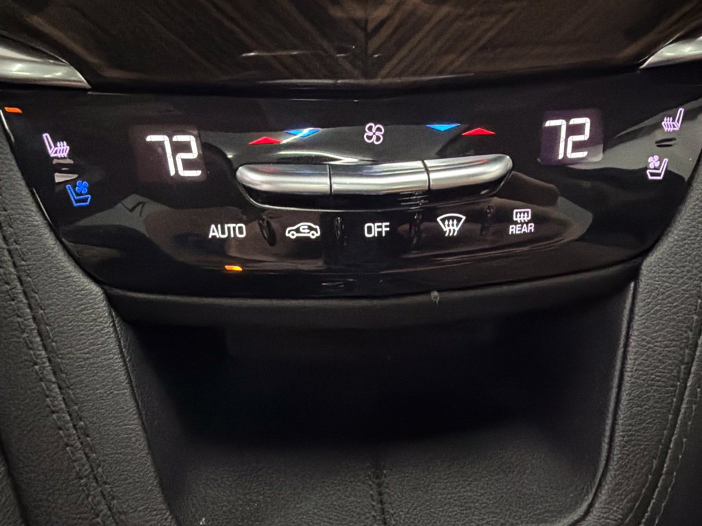 Used 2022 Cadillac XT6 Premium Luxury w/ Platinum Package FWD image 20
