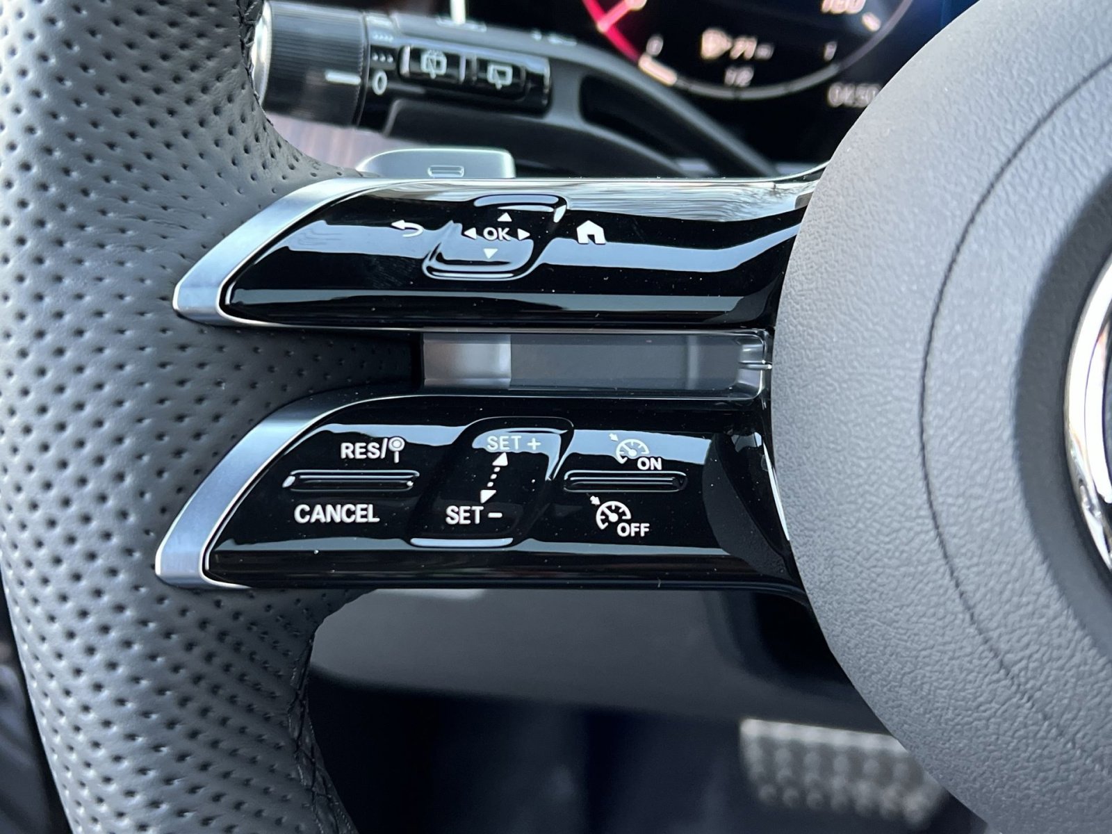 New 2026 Mercedes-Benz GLC 300 4MATIC image 30