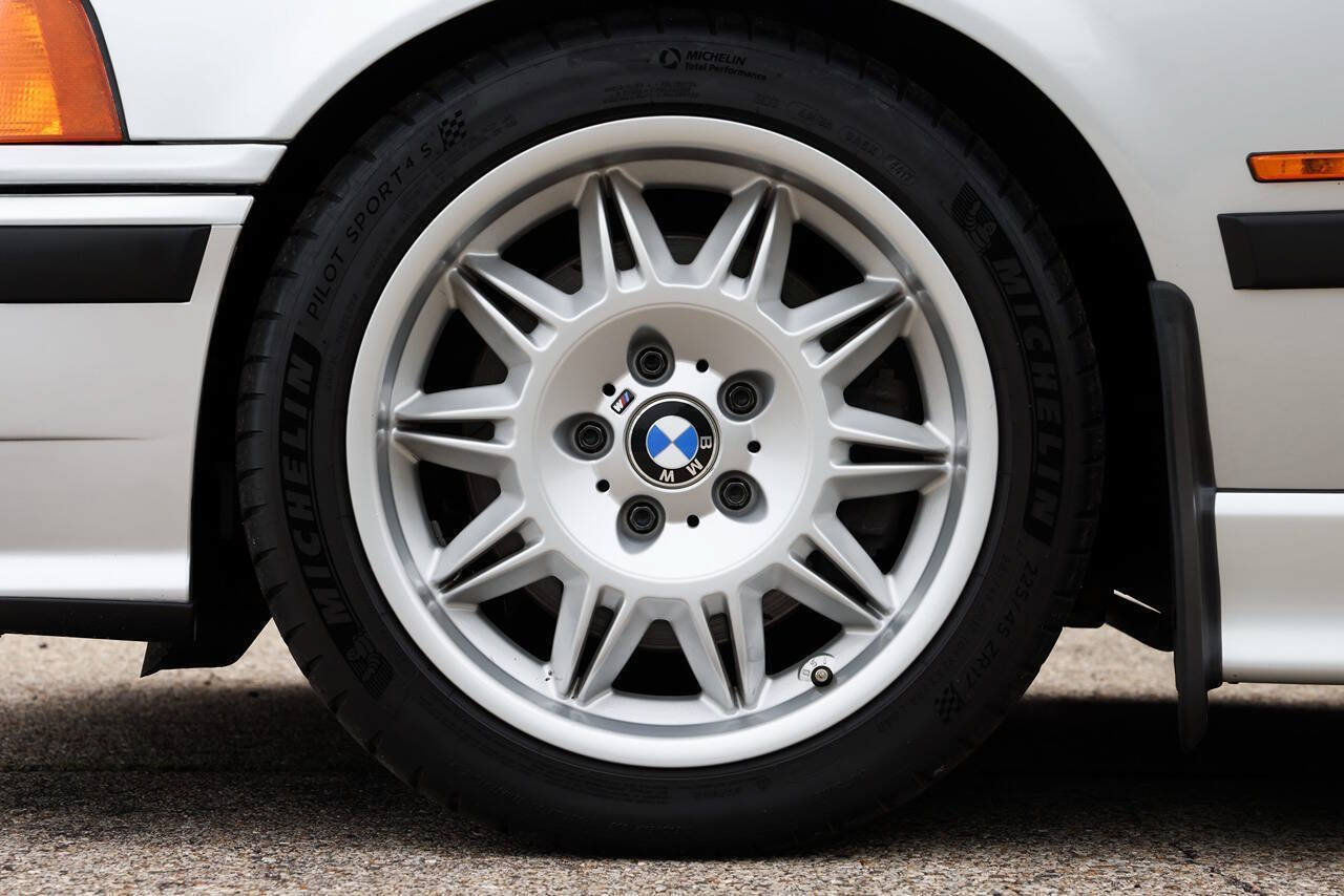 Used 1998 BMW M3 Sedan RWD image 15