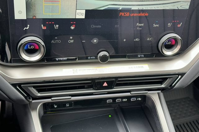 New 2026 Lexus TX 500h AWD image 19