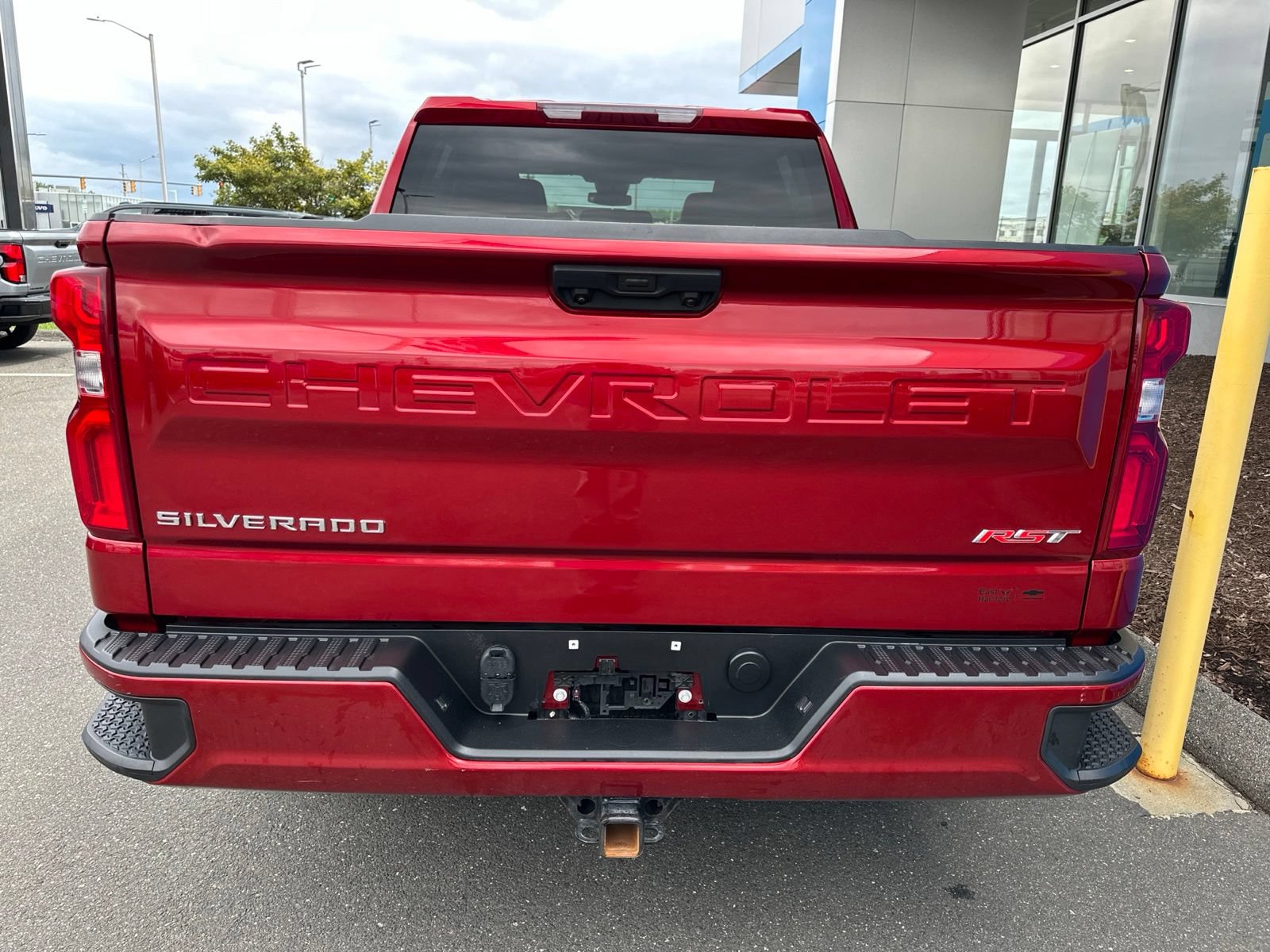 Used 2024 Chevrolet Silverado 1500 RST AWD/4WD image 6