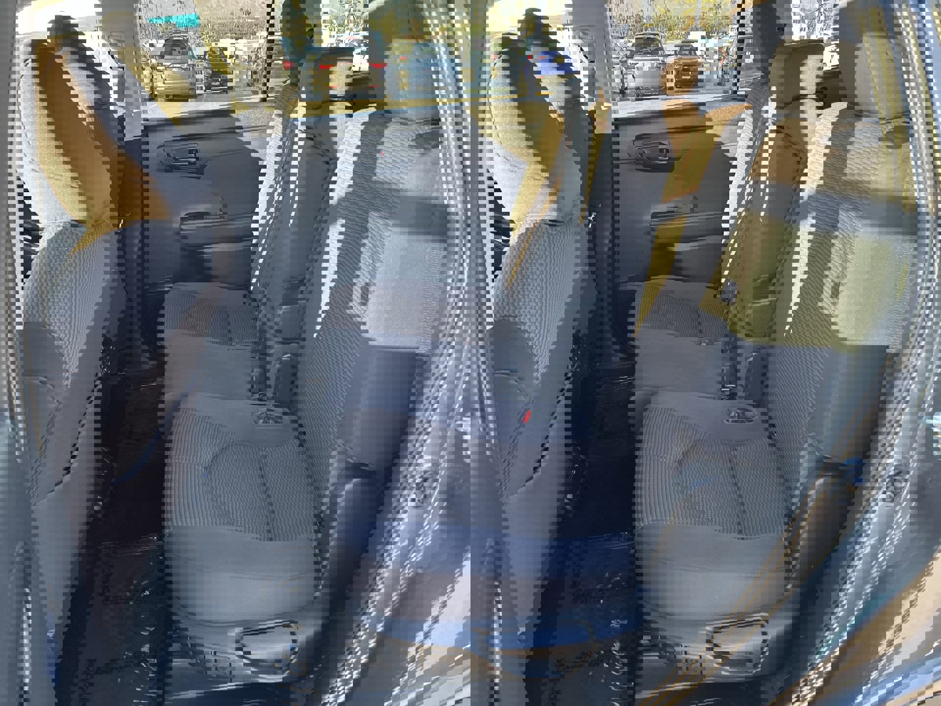 Used 2022 Toyota Highlander LE image 26