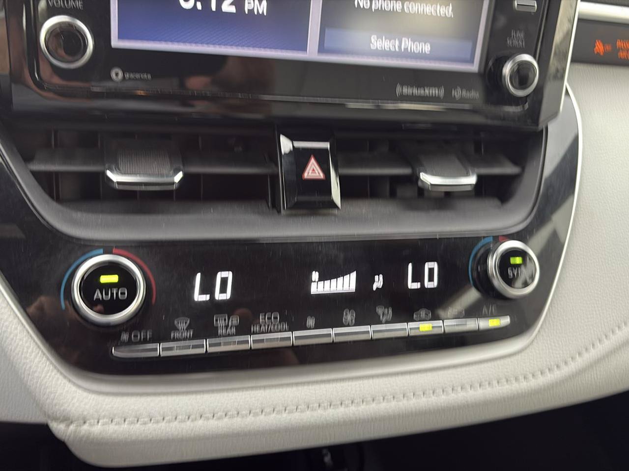 Used 2022 Toyota Corolla XSE FWD image 29