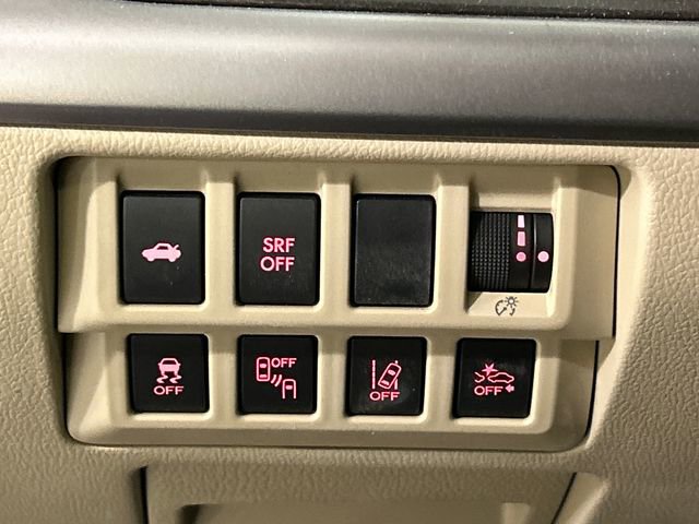 Used 2017 Subaru Legacy 2.5i Limited image 21