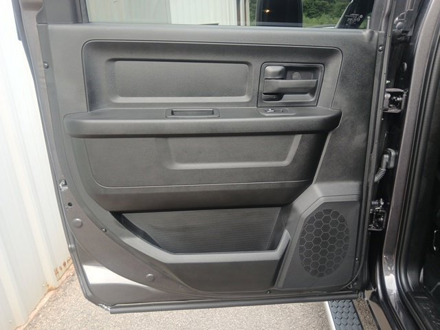 New 2027 RAM 4500 Tradesman w/ Chrome Appearance Group AWD/4WD image 16