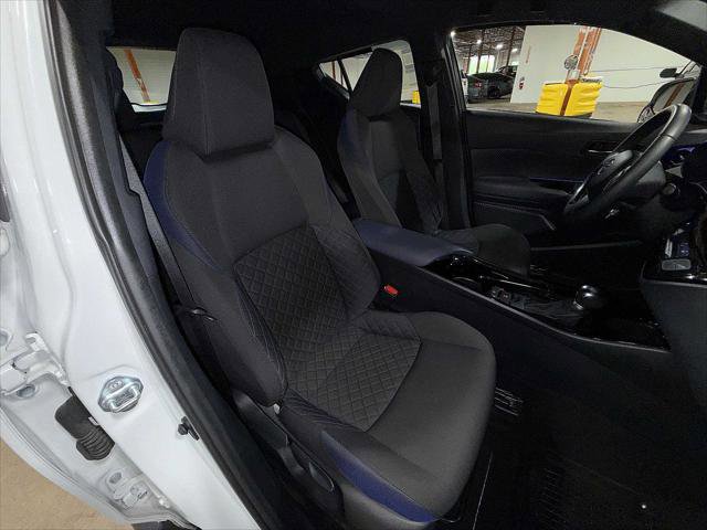 Certified 2022 Toyota C-HR XLE FWD image 16