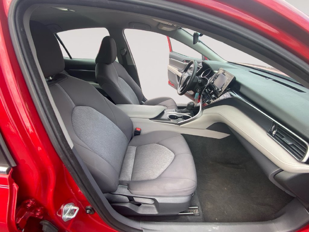 Used 2024 Toyota Camry LE FWD image 15