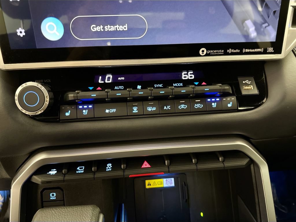 Used 2022 Toyota Tundra Platinum RWD image 16