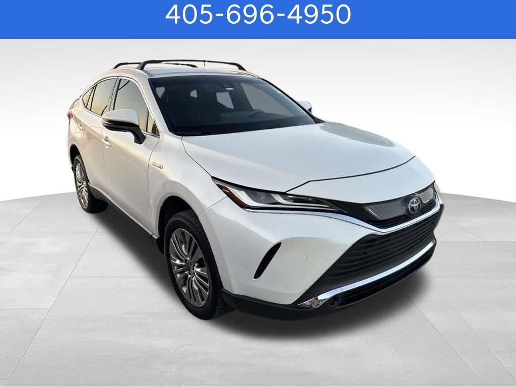 Used 2021 Toyota Venza XLE w/ Softex Package AWD/4WD image 2