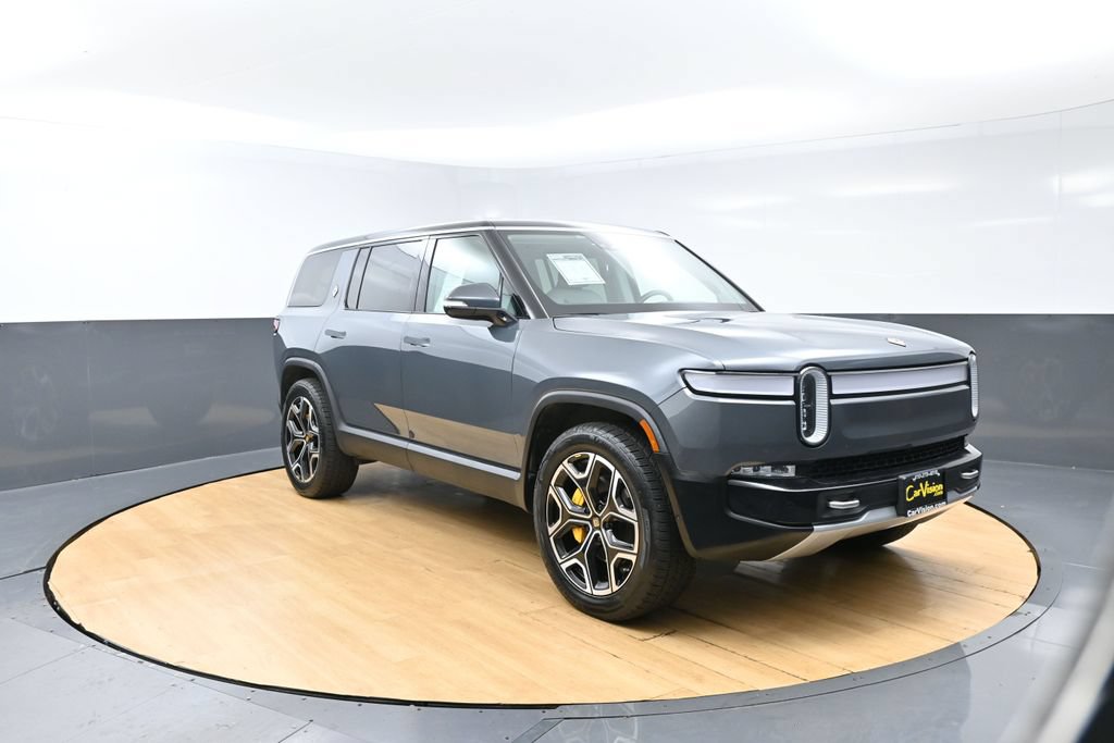Used 2023 Rivian R1S Adventure Quad AWD/4WD image 2