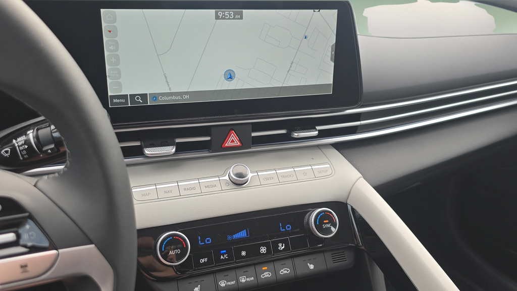 New 2026 Hyundai Elantra Limited FWD image 21