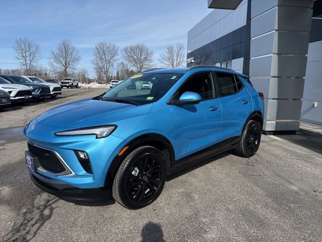 Certified 2025 Buick Encore GX Sport Touring w/ Comfort Package image 3