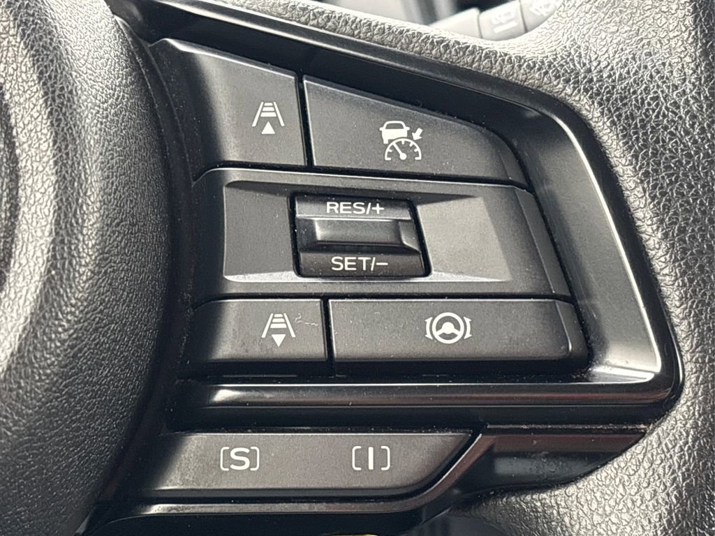 Used 2024 Subaru Crosstrek 2.0i image 25