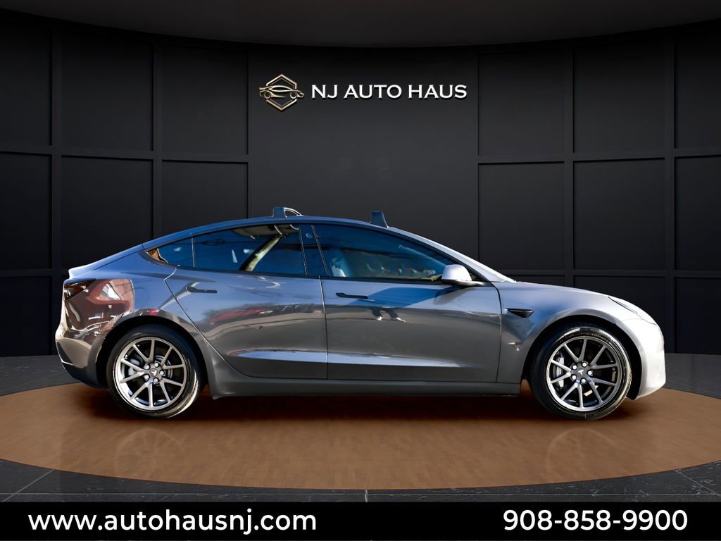 Used 2020 Tesla Model 3 Performance image 8