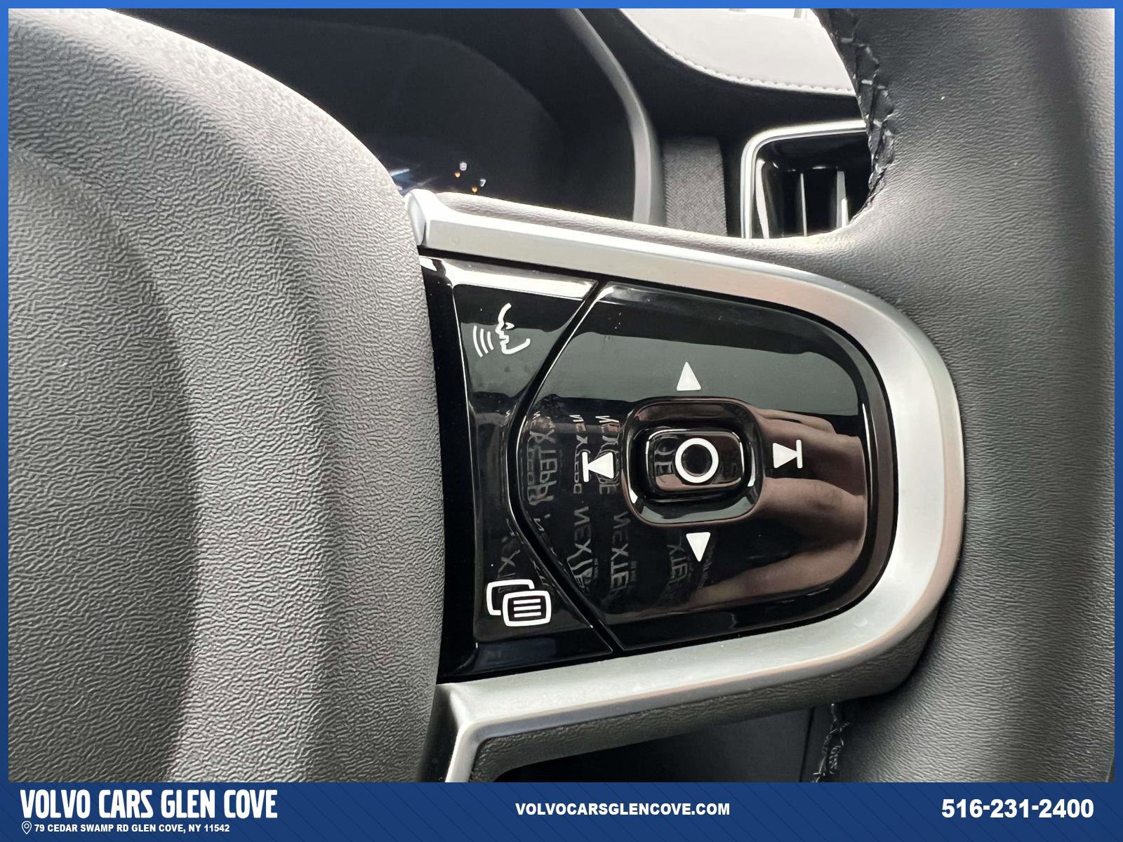 Used 2026 Volvo XC90 B5 Core w/ Protection Package image 24