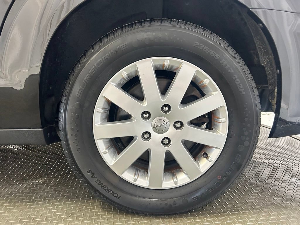 Used 2016 Chrysler Town & Country Touring FWD image 30