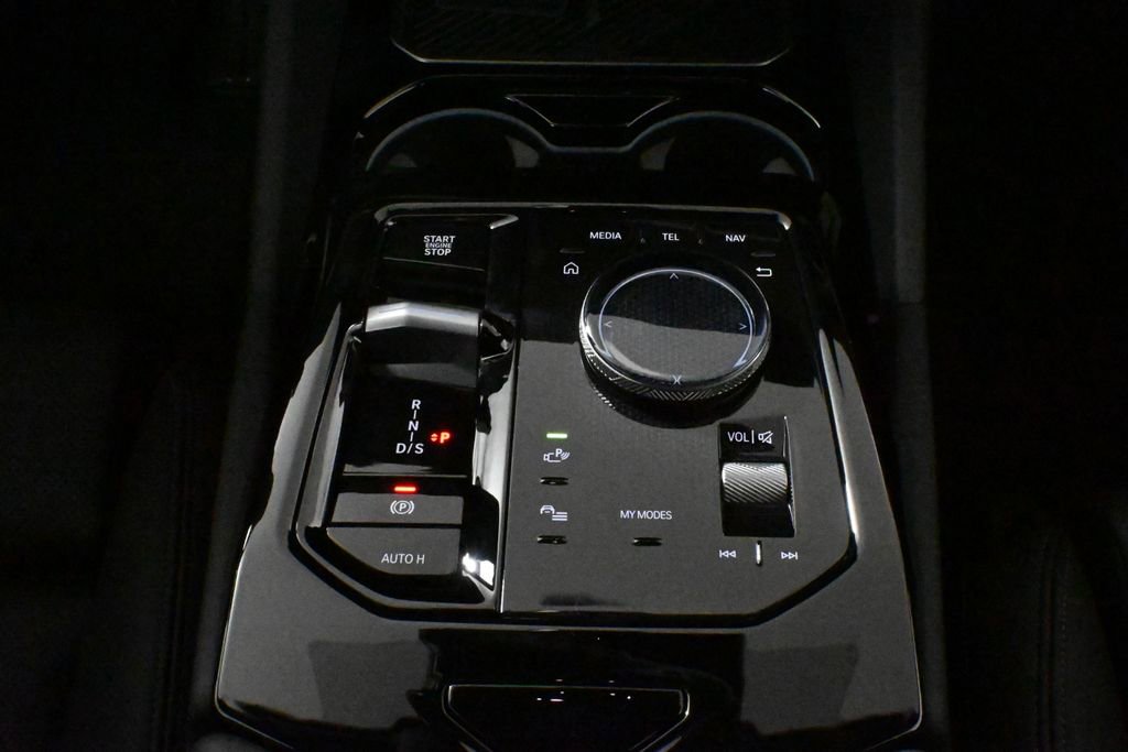 Used 2026 BMW 530i xDrive w/ Premium Package image 25