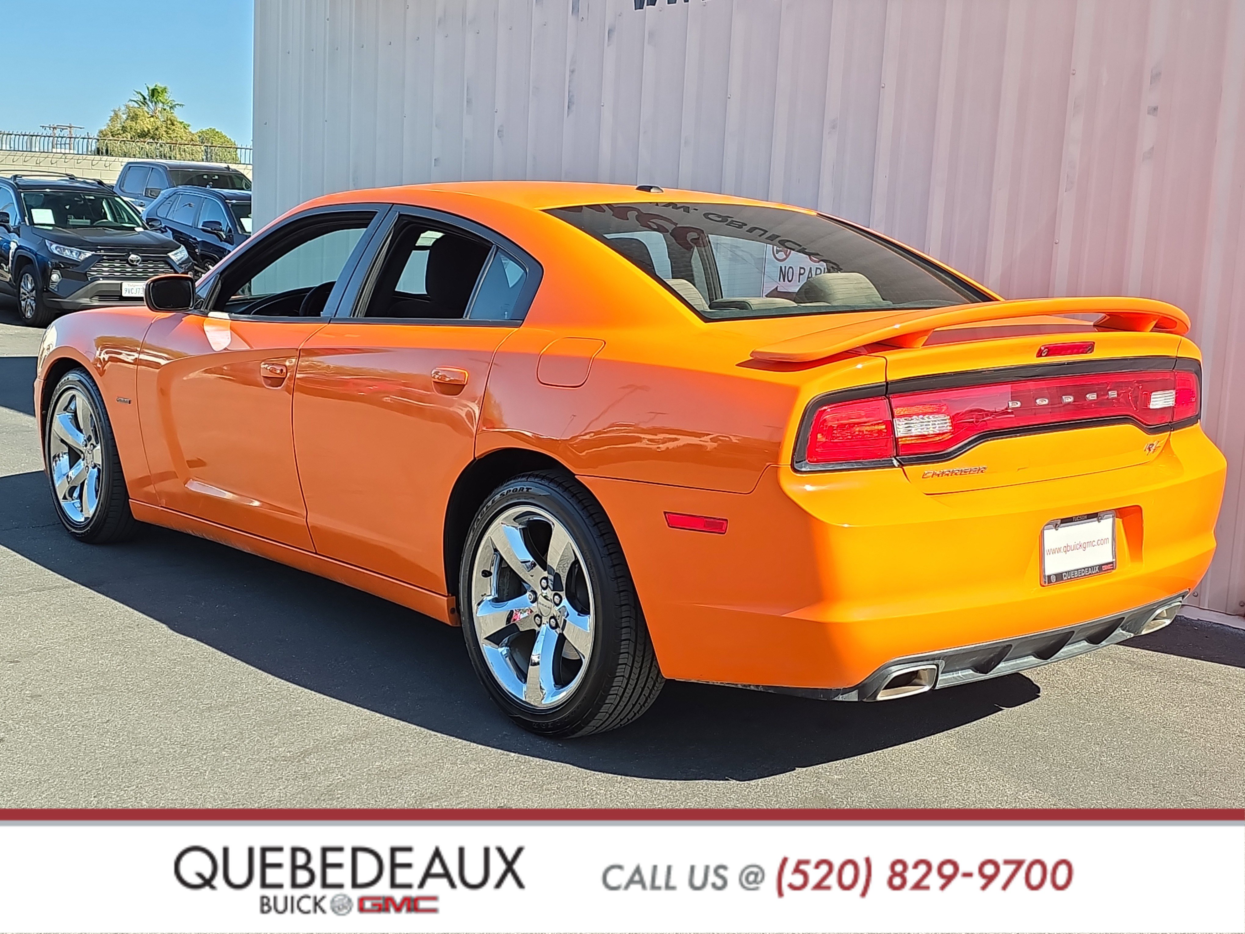 Used 2014 Dodge Charger R/T w/ Wheels & Tunes Group RWD image 5