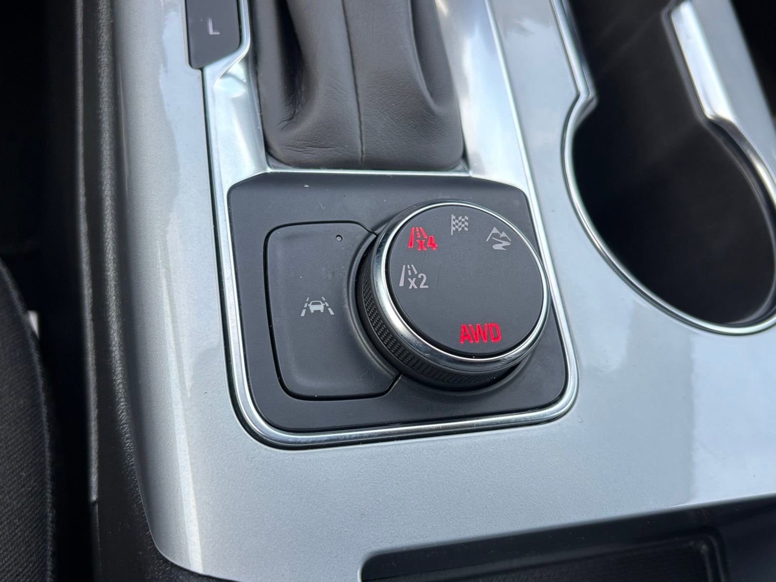 Used 2025 Chevrolet Blazer LT image 25