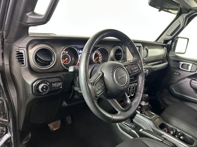 Used 2022 Jeep Gladiator Sport image 13