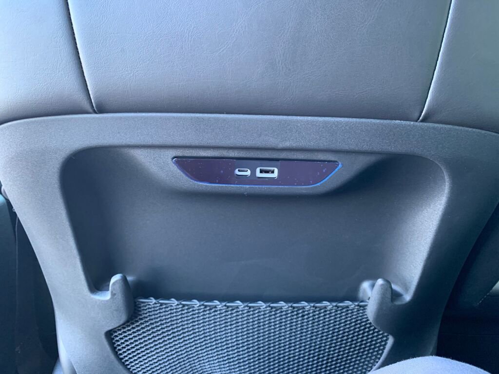 New 2026 Chrysler Pacifica Limited w/ S Appearance Package image 28