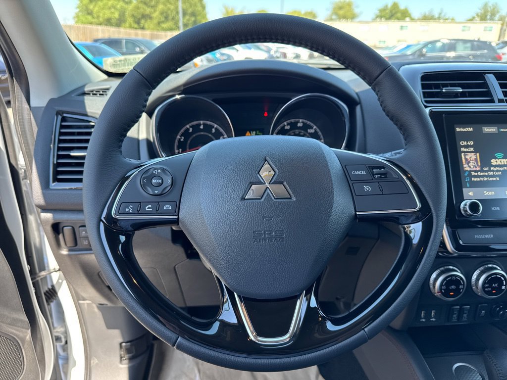 New 2027 Mitsubishi Outlander Sport SE FWD image 8