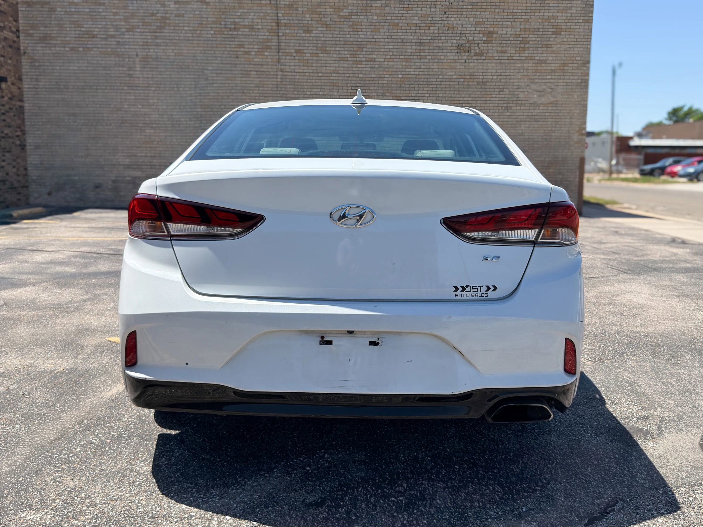 Used 2019 Hyundai Sonata SE w/ Cargo Package FWD image 8