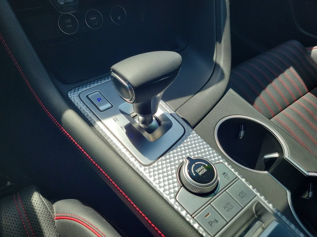 Certified 2023 Genesis G70 2.0T w/ Sport Prestige Package RWD image 34