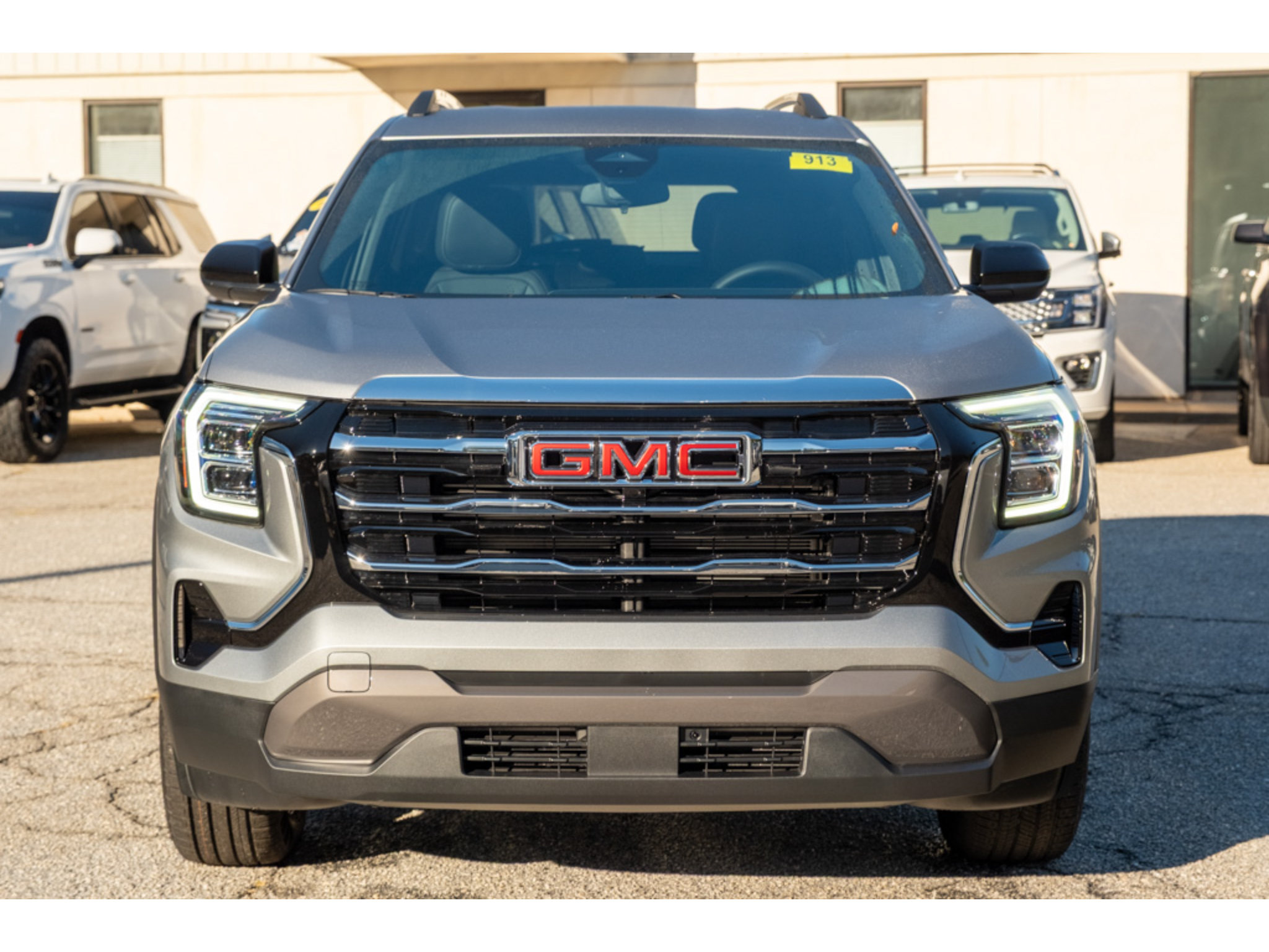 New 2027 GMC Terrain Elevation w/ Elevation Premium Package FWD image 3