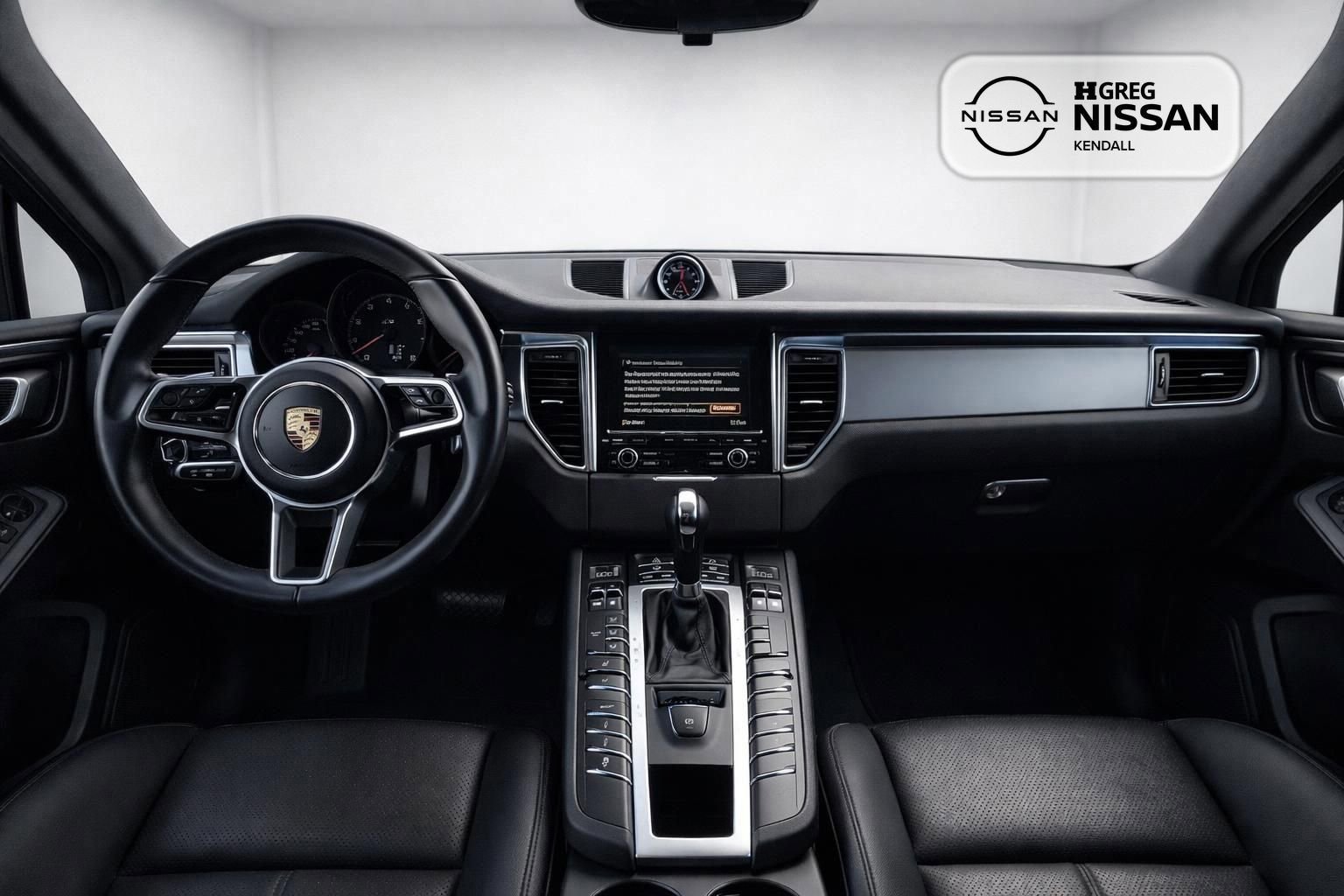 Used 2016 Porsche Macan Turbo image 8