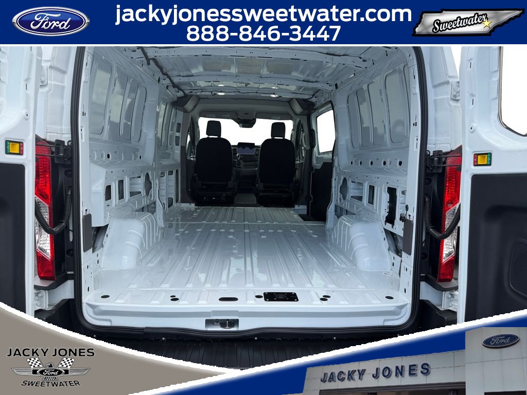 New 2026 Ford Transit 250 Low Roof w/ Fleet Fuel Economy Package RWD image 18